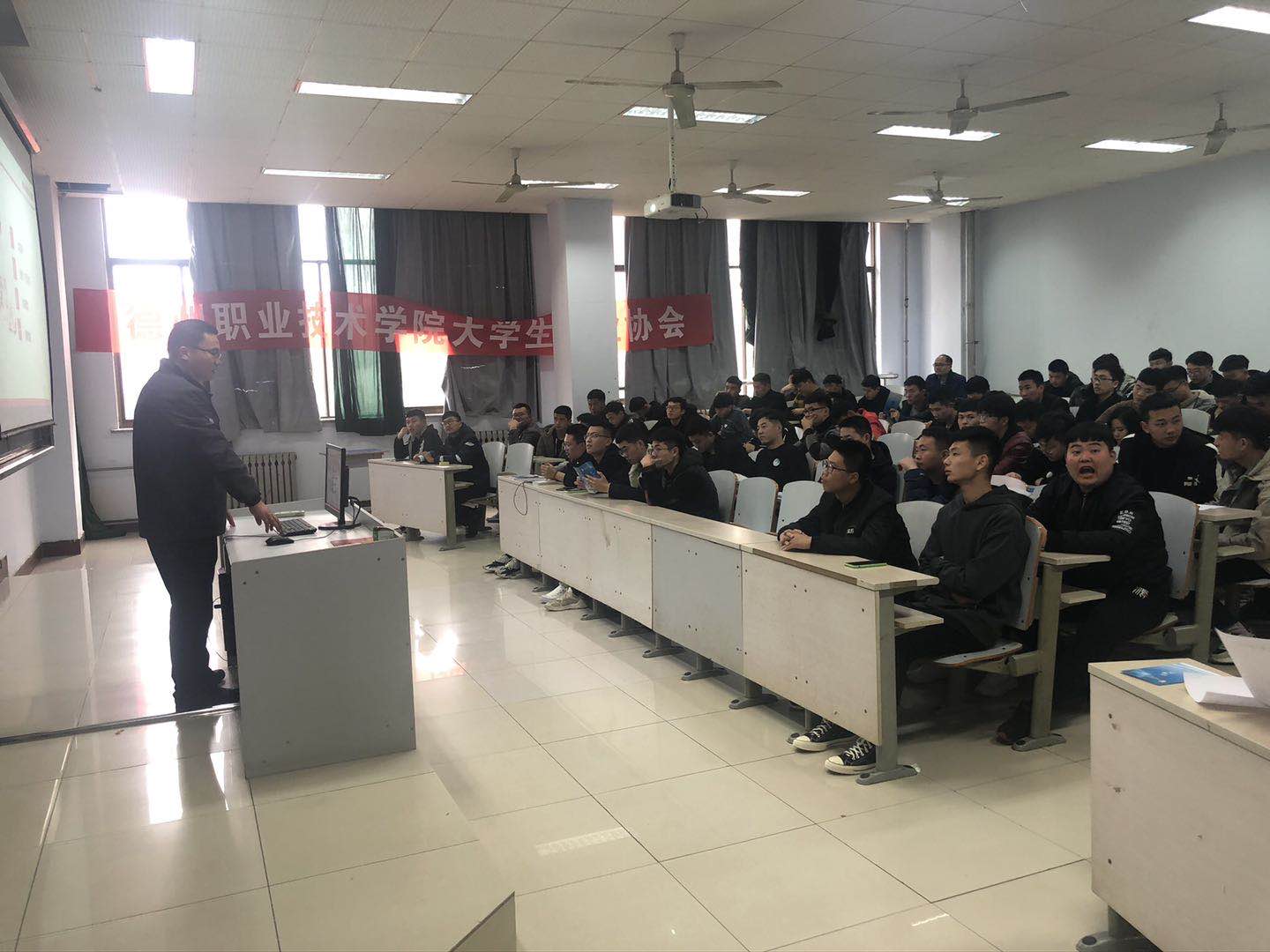 540c5ee90c2c1b1eb4b2d58283aa48c